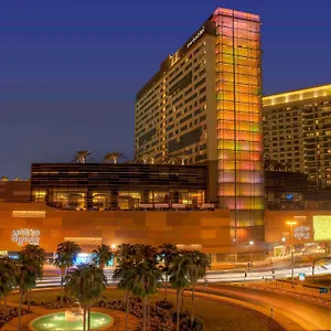 Swissôtel Al Ghurair Hotel